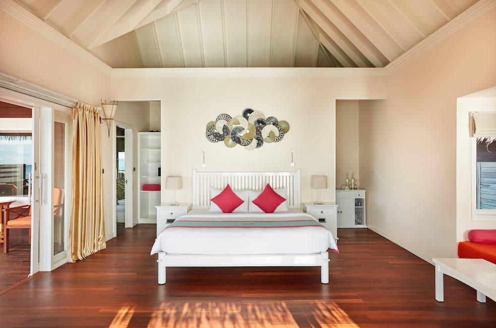 Sunset Reef Water Villa at Sun Siyam Vilu Reef, view 3